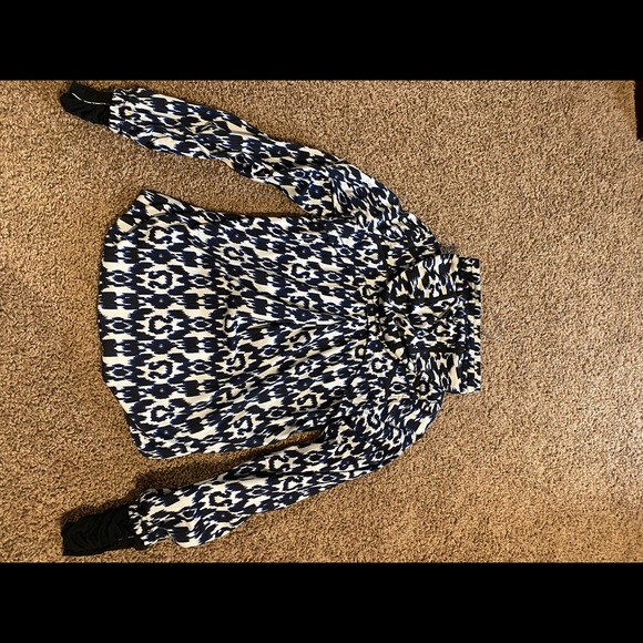 Lululemon Jacket Size 4 - Picture 2 of 3